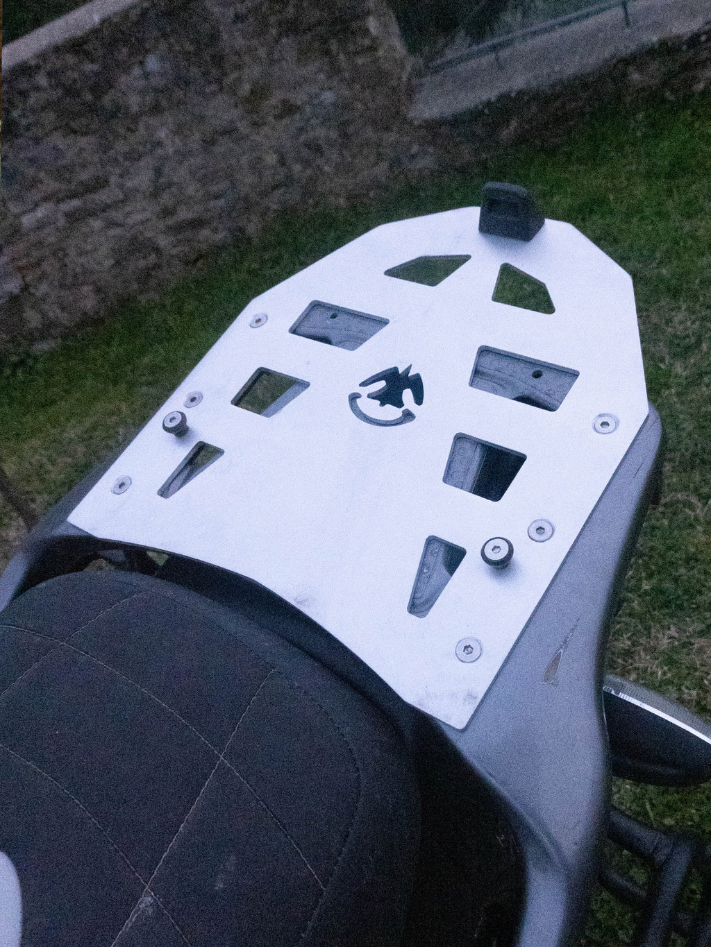 Honda Transalp XL 650 V ’00–’06 – Piastra portapacchi Slim