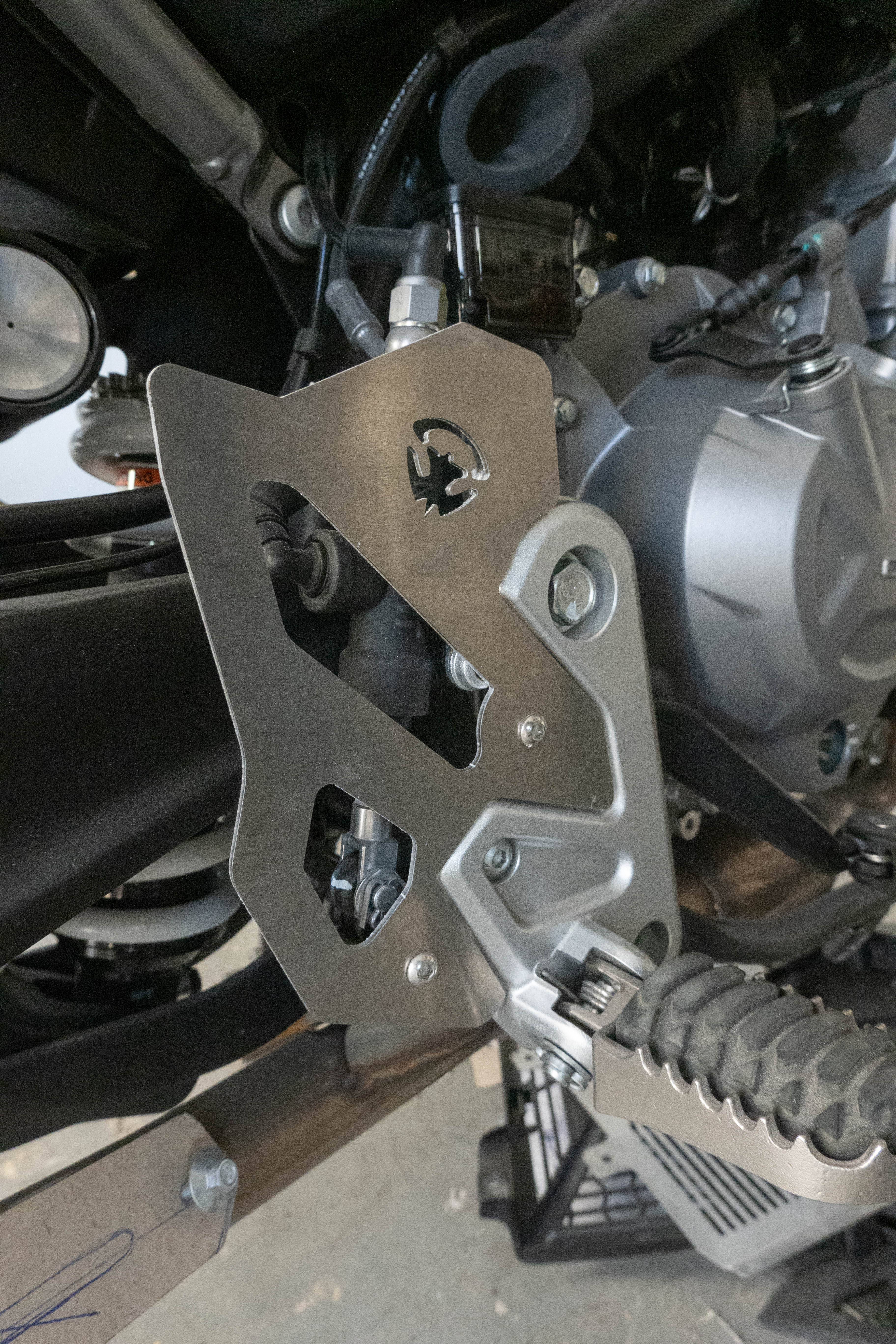 CF Moto 450 MT – Paratacchi