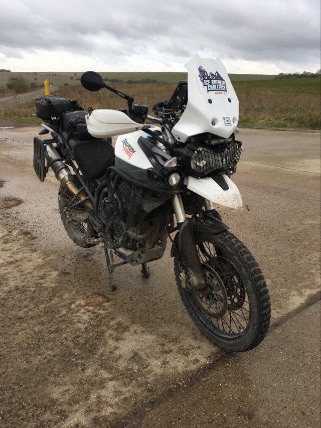 TRIUMPH XC 800  – cupolino rally