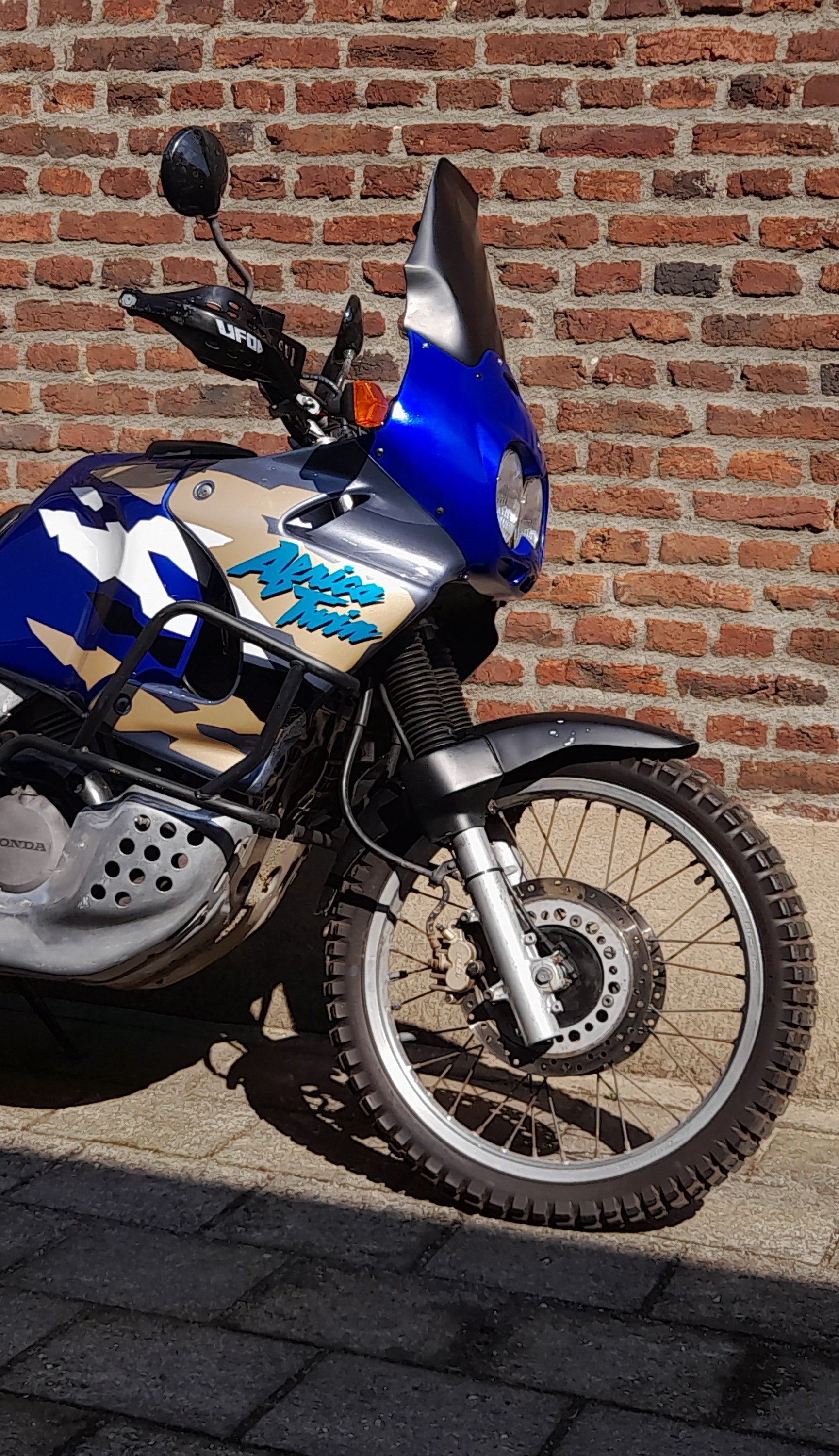 Honda Africa Twin XRV 750 RD07A ’96 –’03 – Cupolino Rally