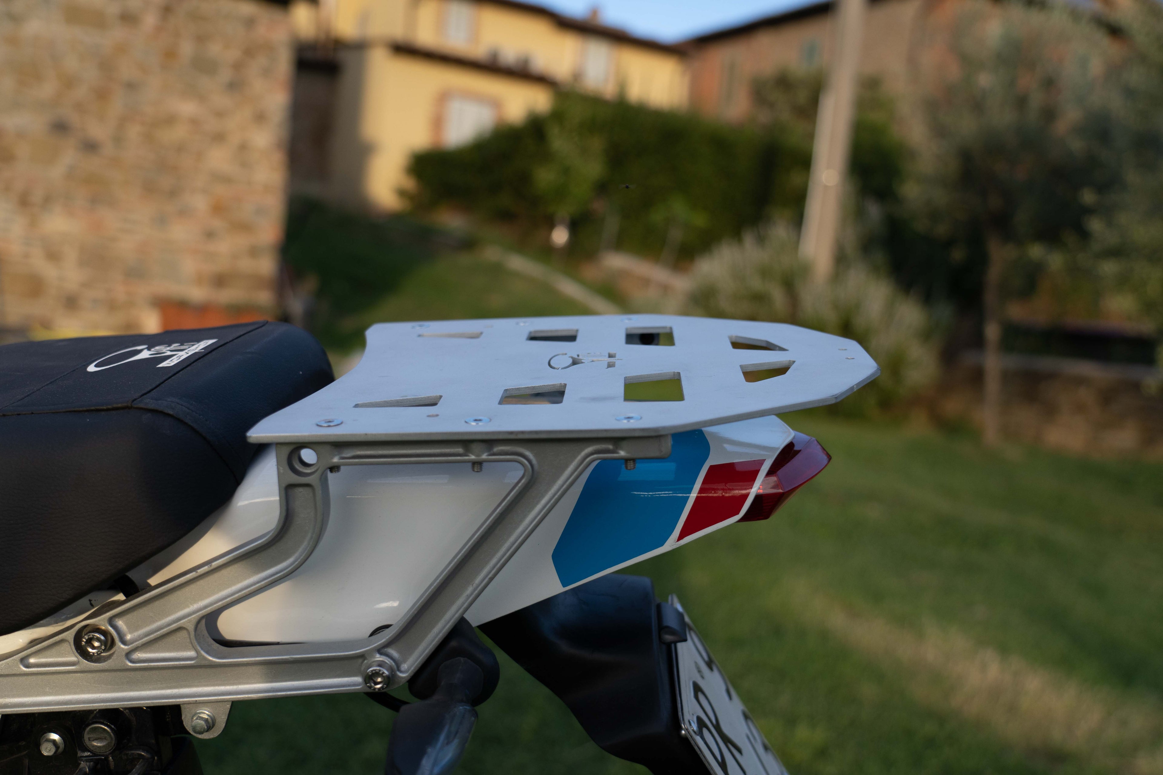 Honda Transalp XL 600 V ’87–’99 – Piastra portapacchi Slim