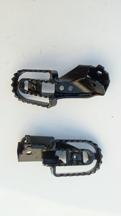 Honda Dominator NX 650 ’88–’95 – Pedane Maggiorate (da saldare)