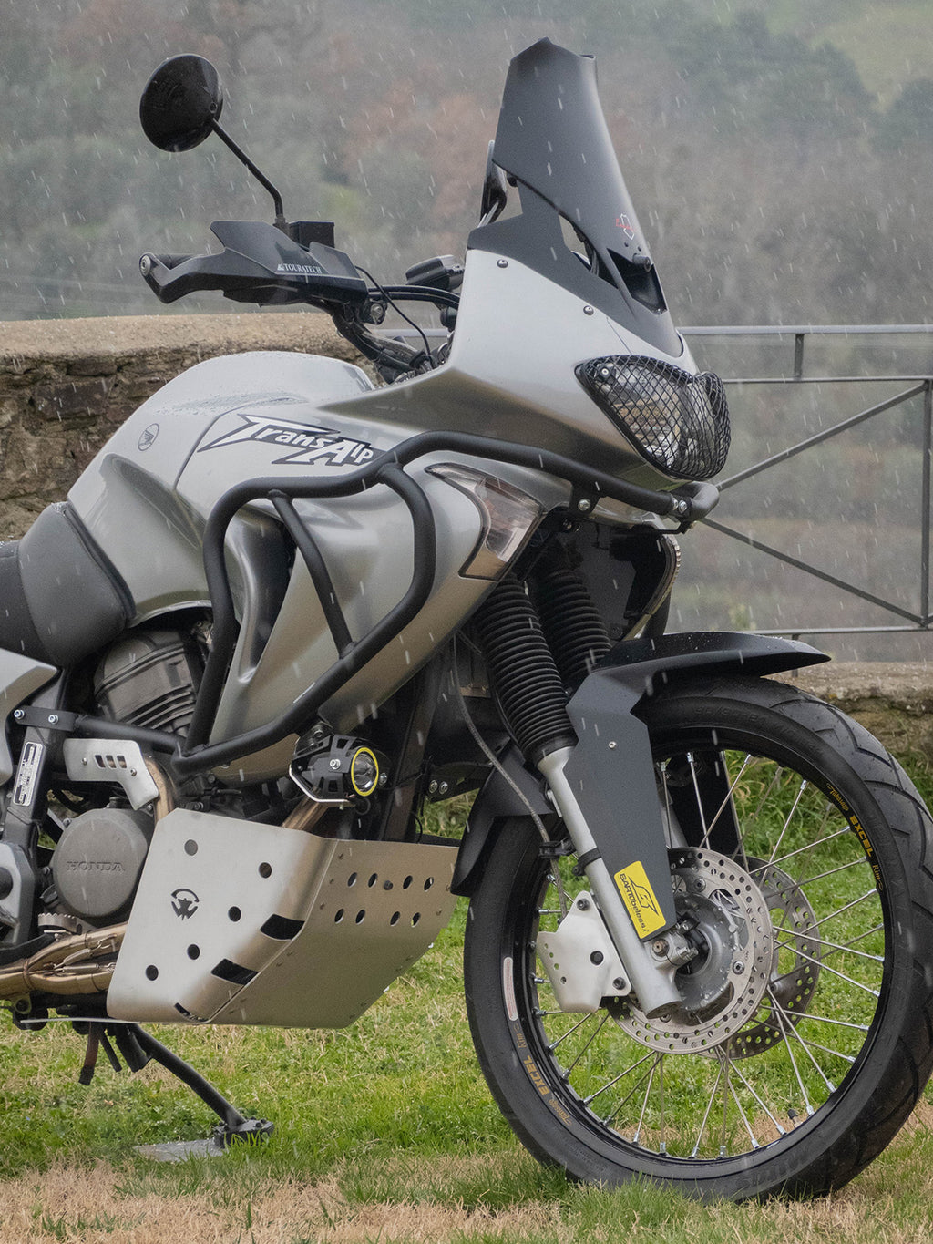 Honda Transalp XL 650 V ’00–’06 – Griglia Protezione Faro