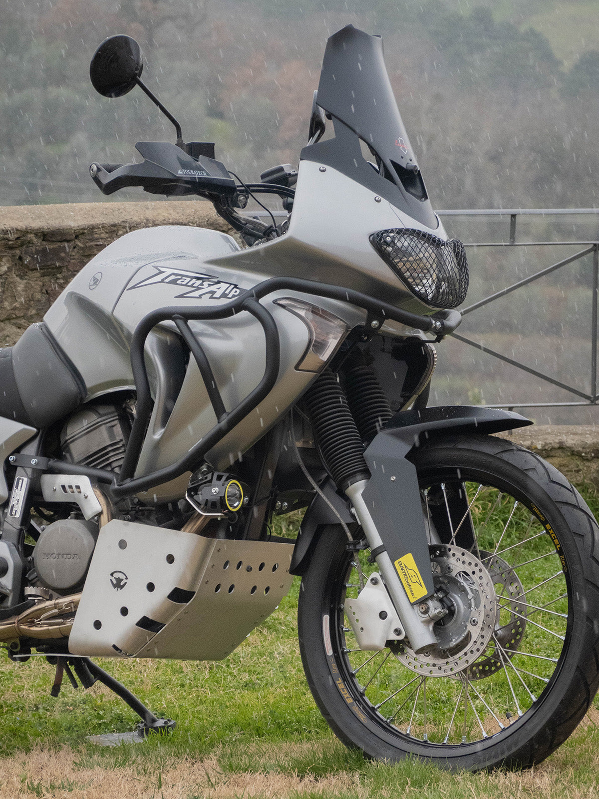 Honda Transalp XL 650 V ’00–’06 – Griglia Protezione Faro