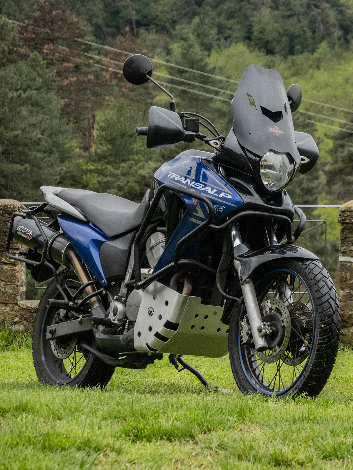 Honda Transalp  XL 700 V ’07–’13 – Cupolino Predator