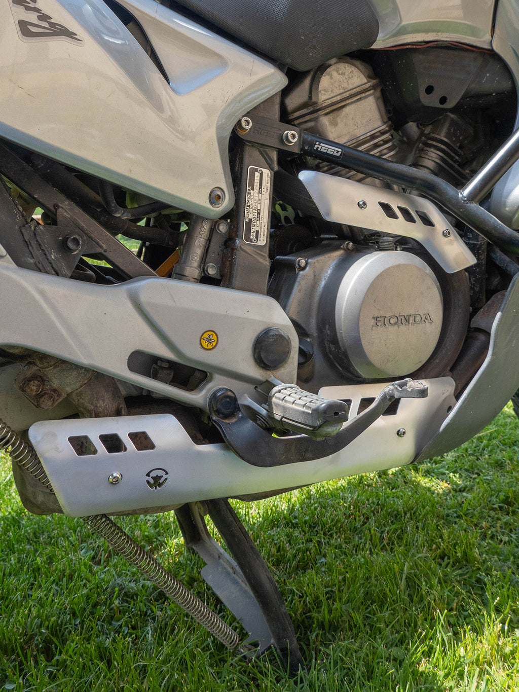 Honda Transalp XL 650 V ’00–’06 – Griglie scarico