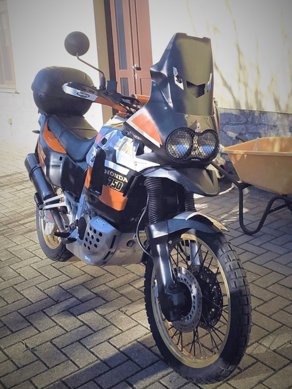 Honda Africa Twin XRV 750 RD04 ’90 –’92 – Cupolino Predator