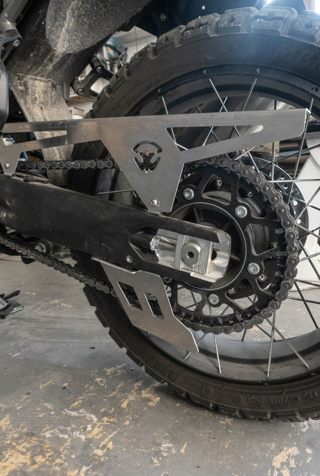 CF MOTO 450 MT –  Carter catena SET