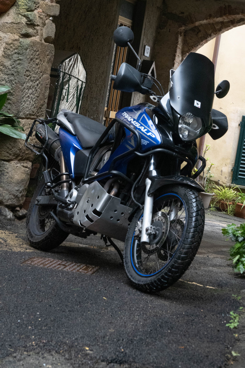 Honda Transalp XL 700  V – Paracoppa 4 mm in Alluminio