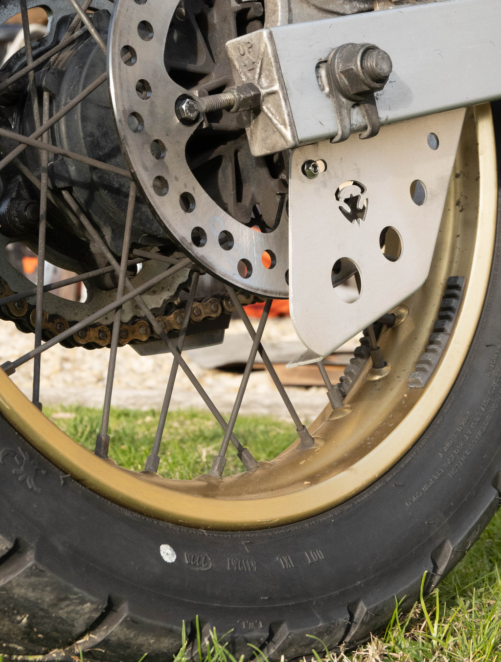 HONDA DOMINATOR NX 650 protezione disco posteriore