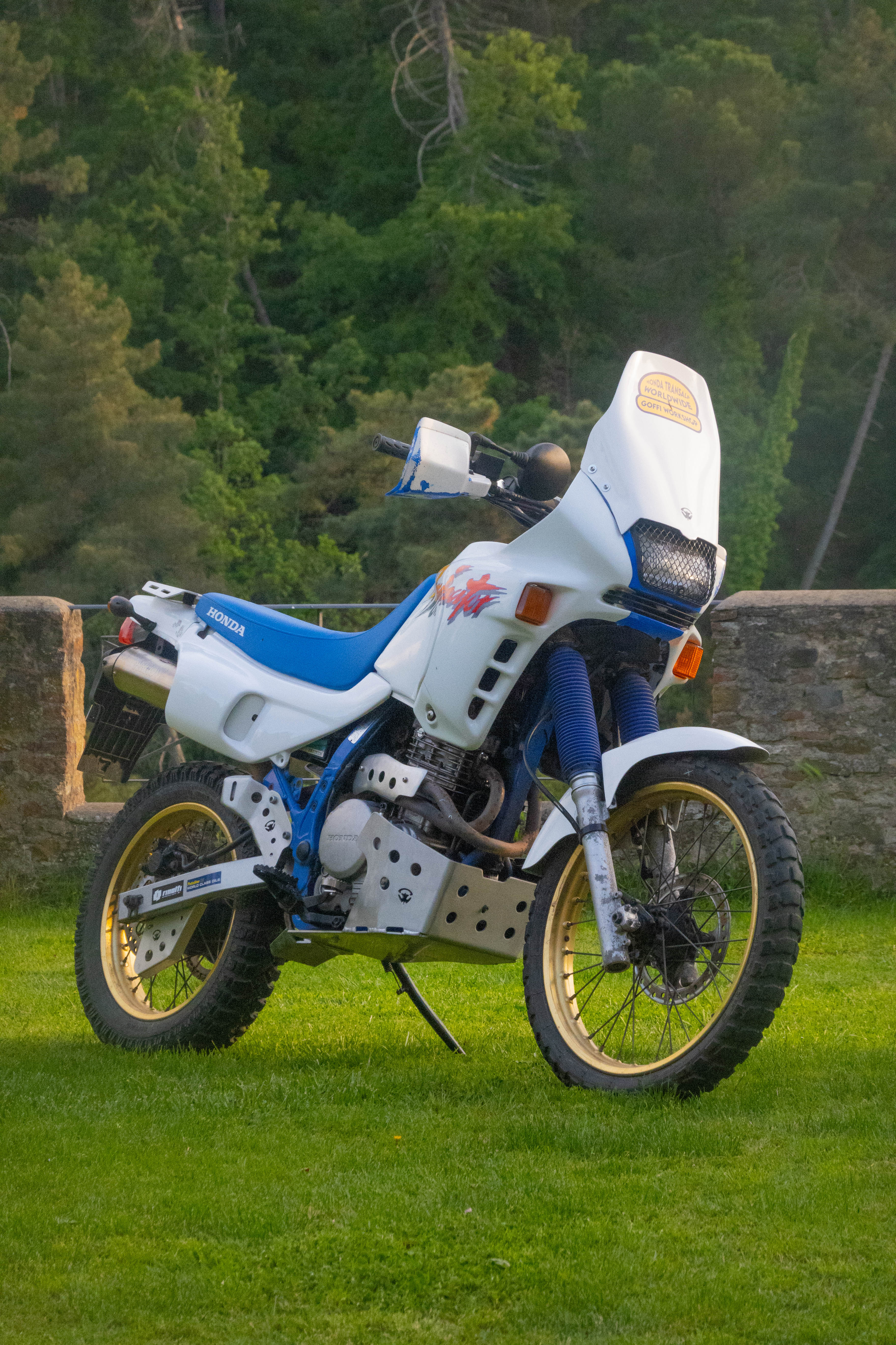 Honda Dominator NX 650 ’88–’ 02, Paracoppa 4 mm