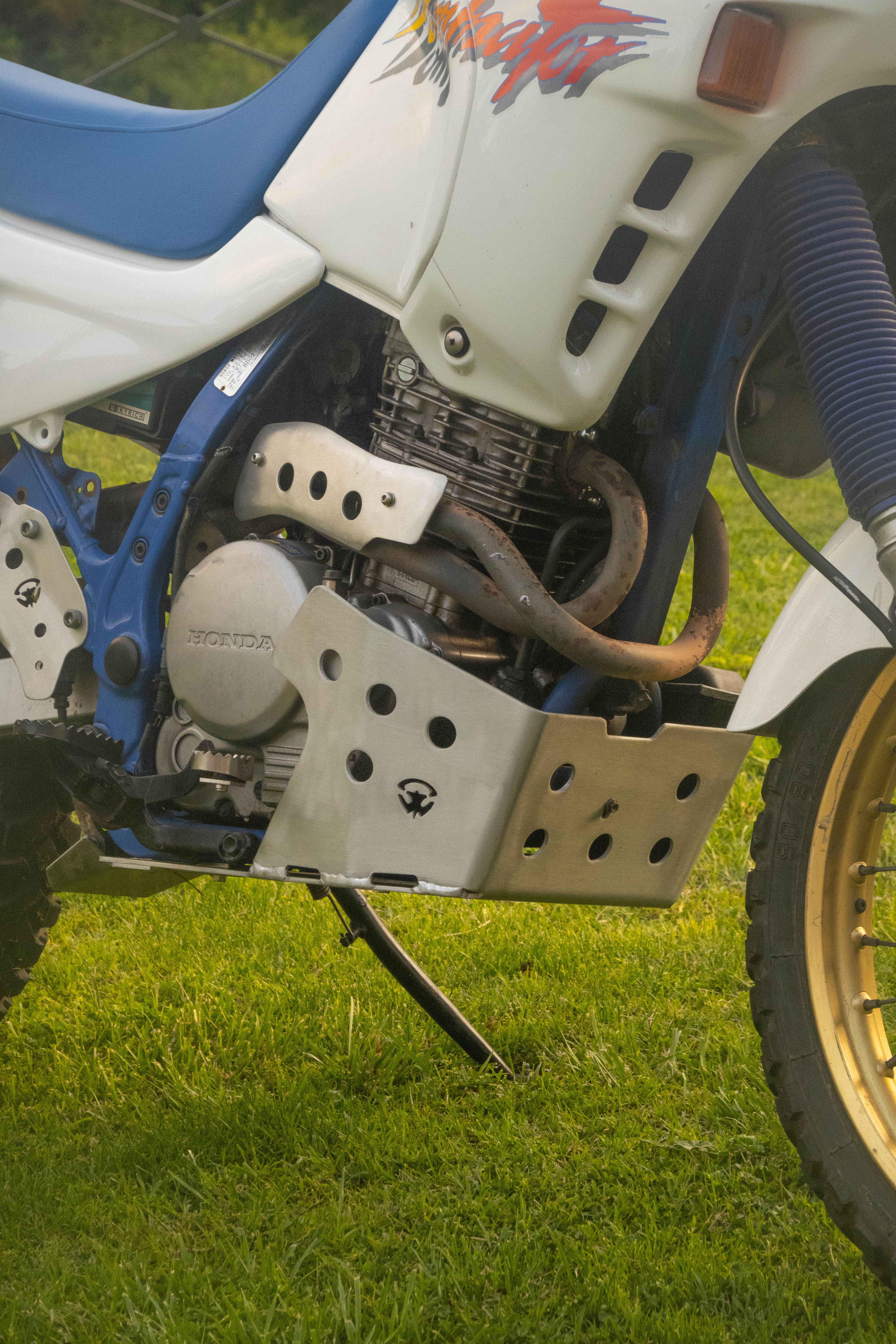 Honda Dominator NX 650 ’88–’ 02, Paracoppa 4 mm