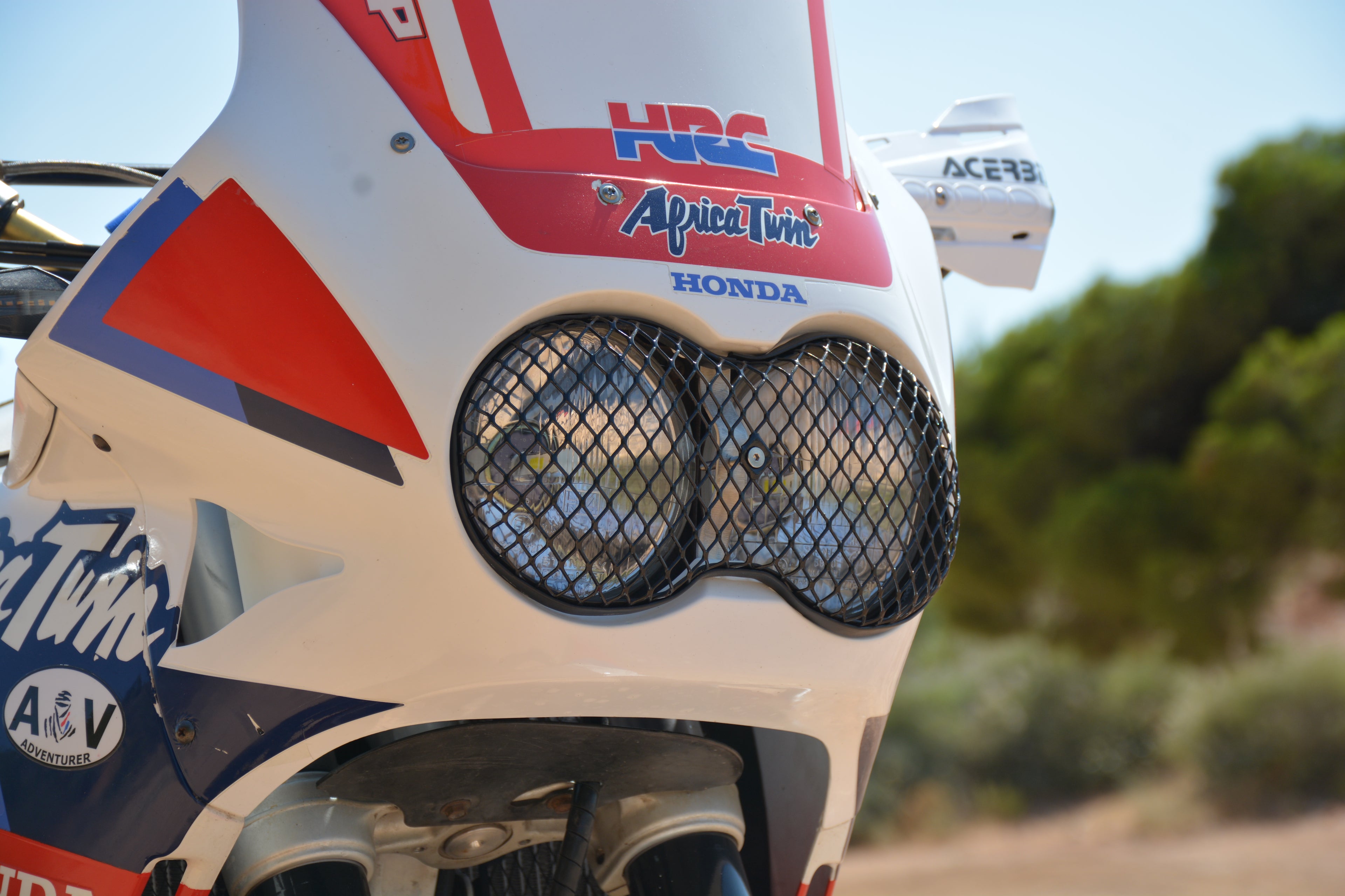 Honda Africa Twin XRV 750 RD04 ’90–’94 – Griglia Protezione Faro