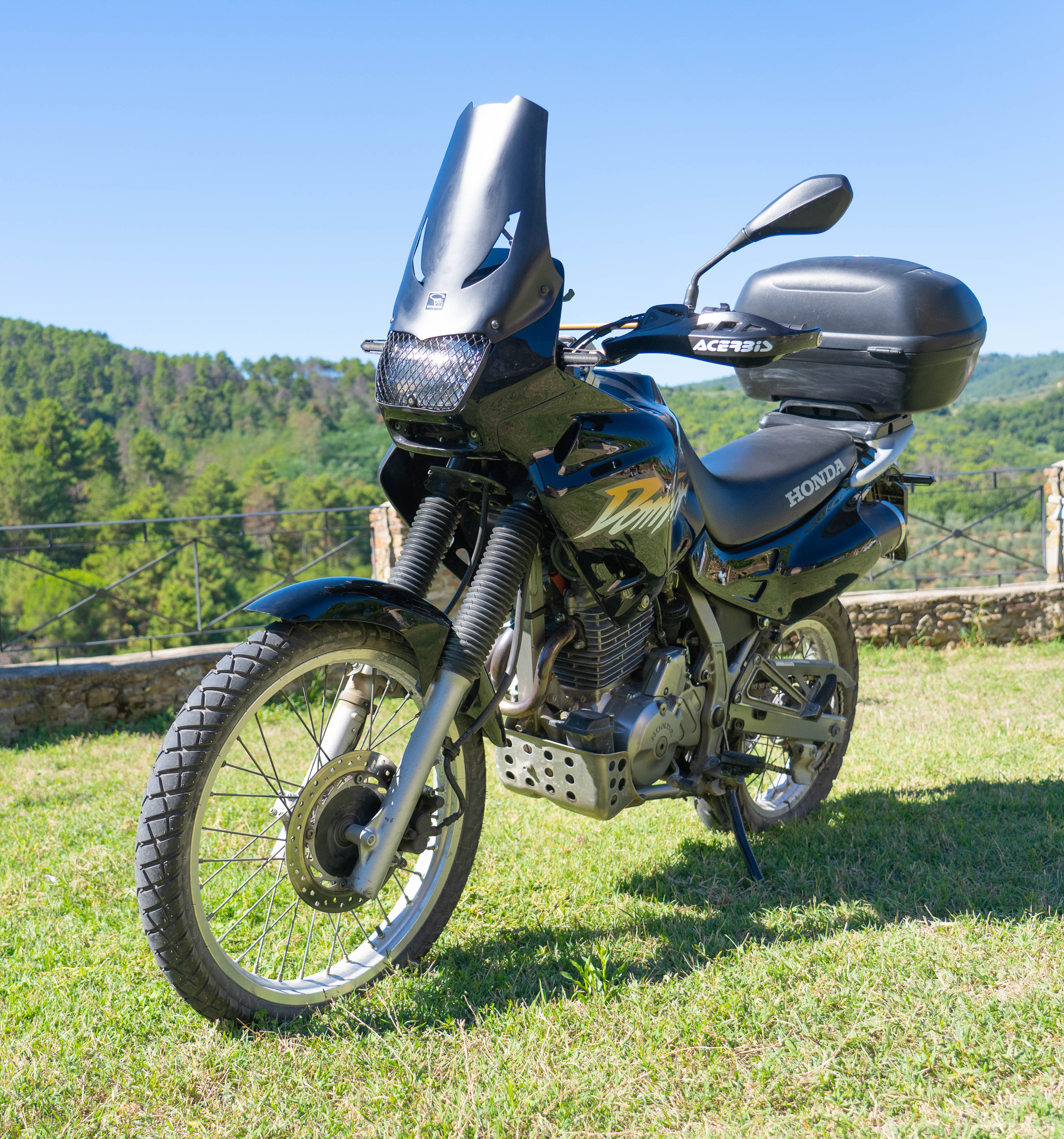Honda Dominator NX 650 ’97–’02 – Cupolino Rally P