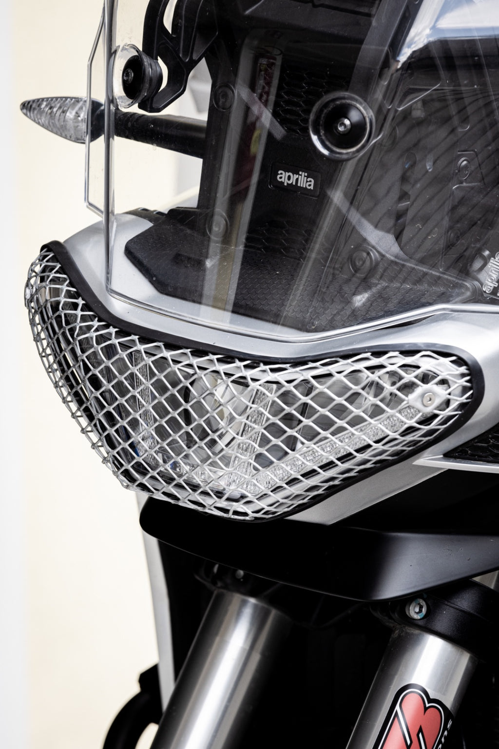 Aprilia Tuareg 660 ’21–’25 – Griglia faro protezione faro NERO