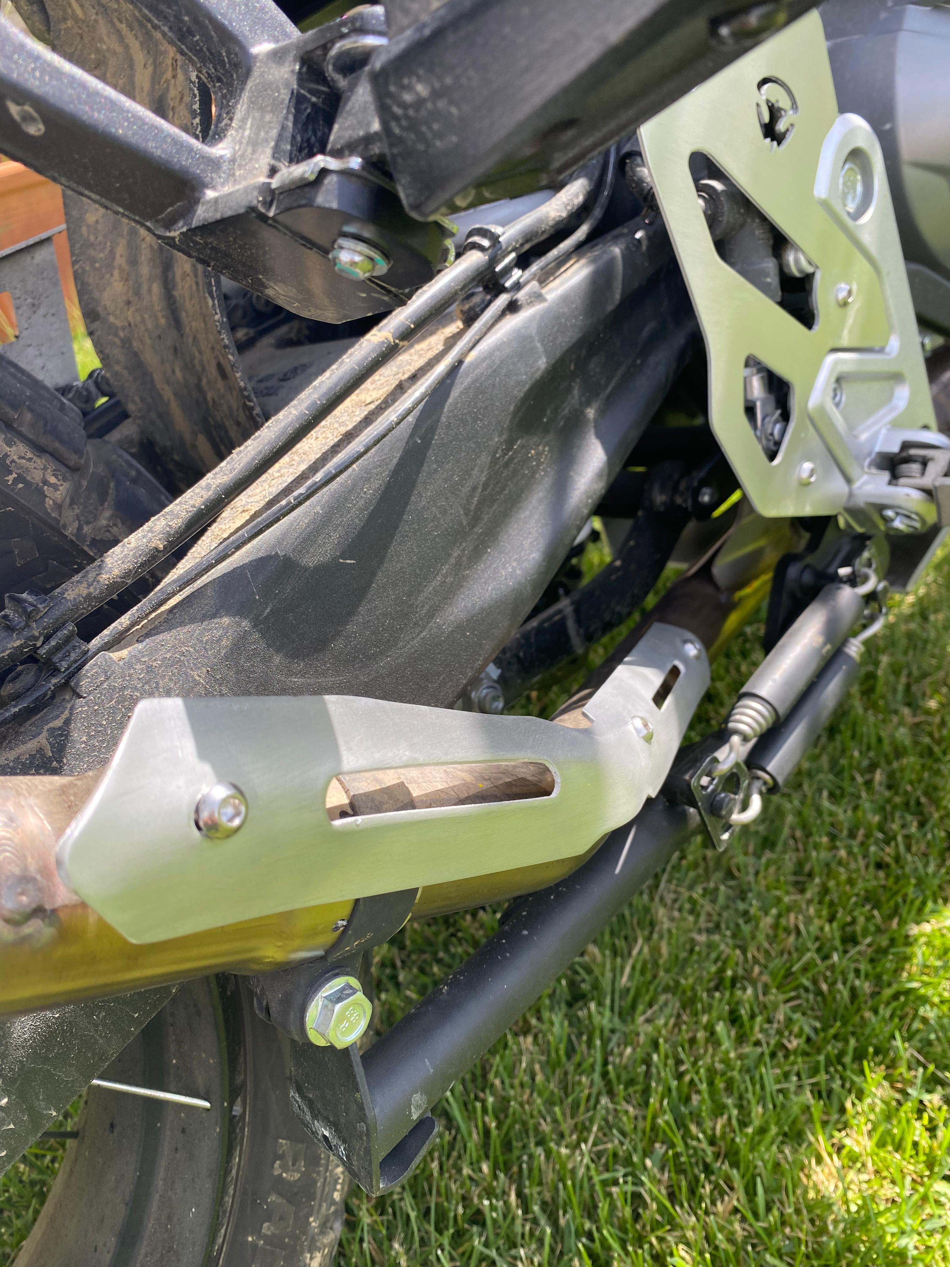 CF MOTO 450 MT –  protezioni scarico