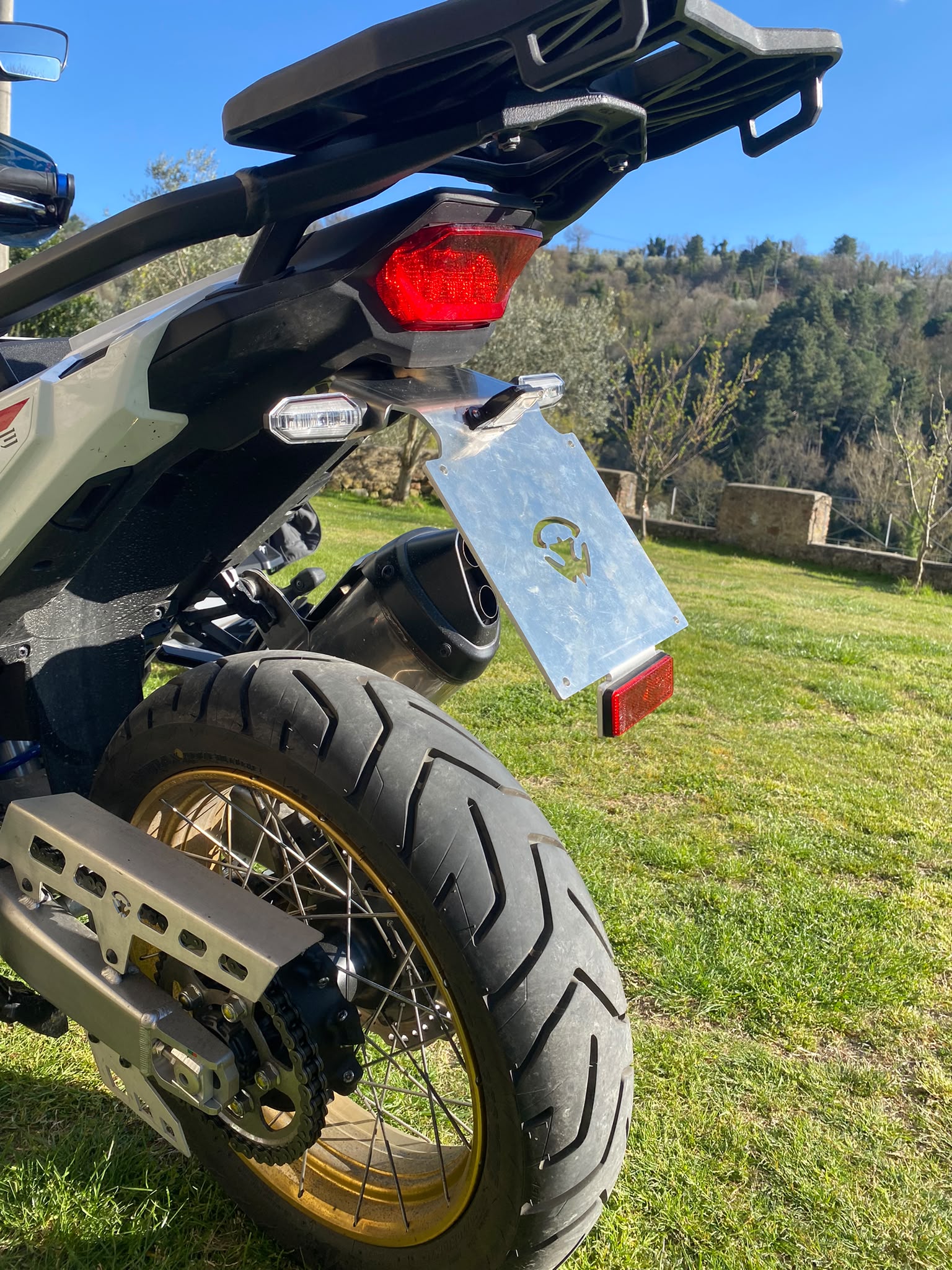 onda CRF1100L Africa Twin ’2020–’2026 – Porta targa alluminio 4 mm