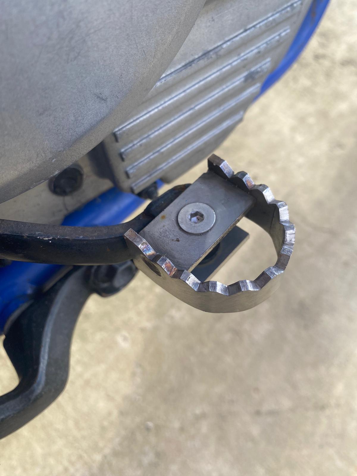 HONDA DOMINATOR NX 650 '88-'02  –  Estensione pedale del freno