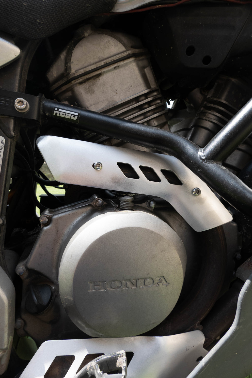 Honda Transalp XL 650 V ’00–’06 – Griglia scarico superiore