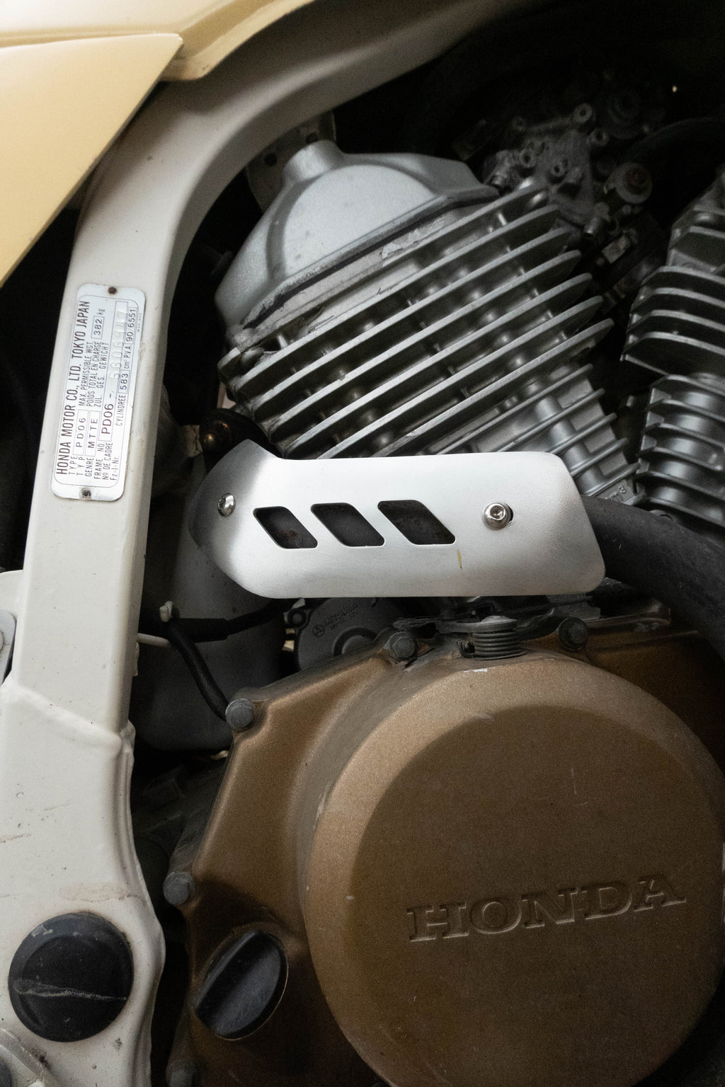 Honda Transalp XL 600 V ’87–’99 – Griglia scarico superiore