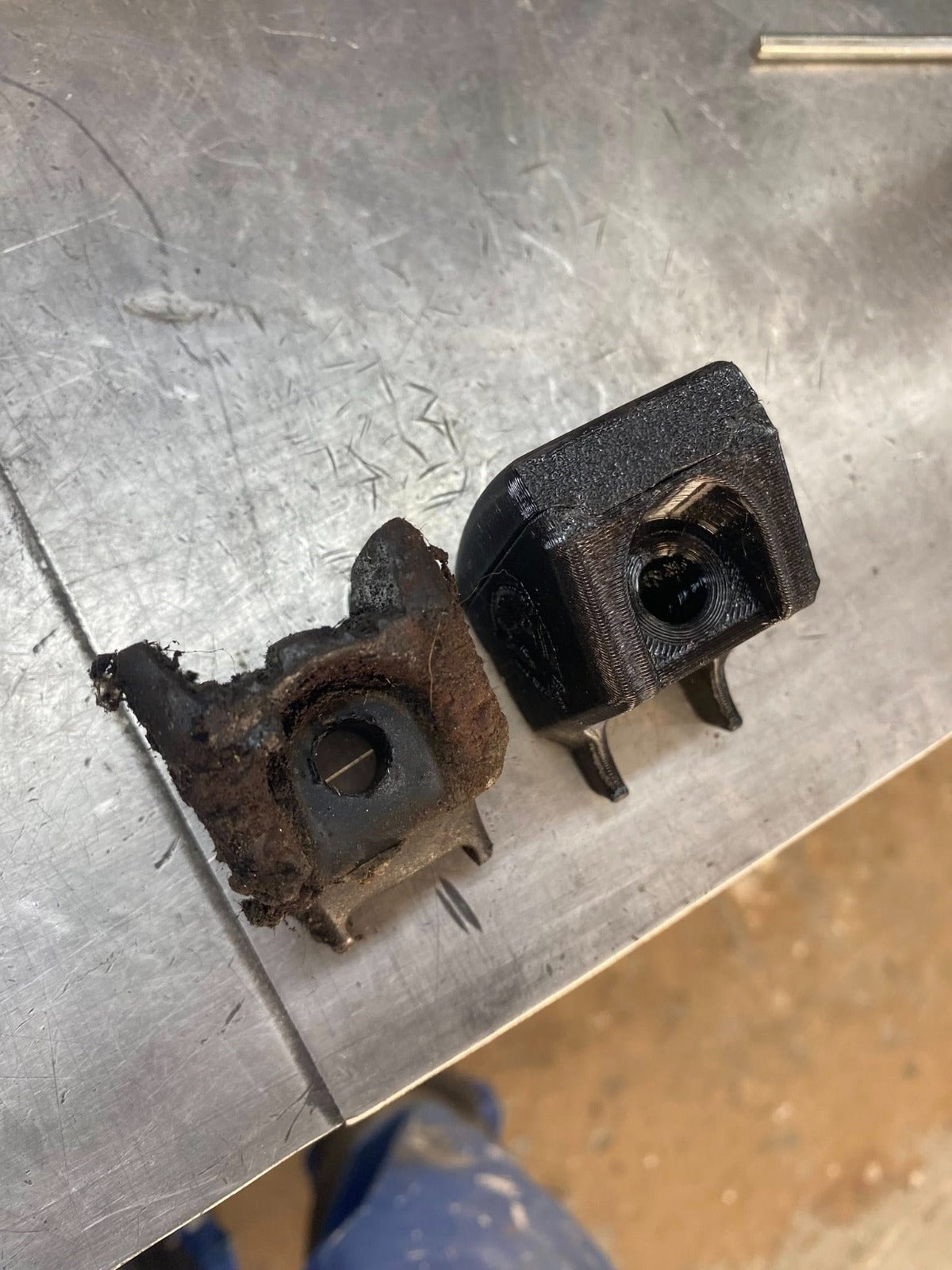 Honda Transalp 650/700 ’06–’13 – Set Cursore Catena e Guida Catena