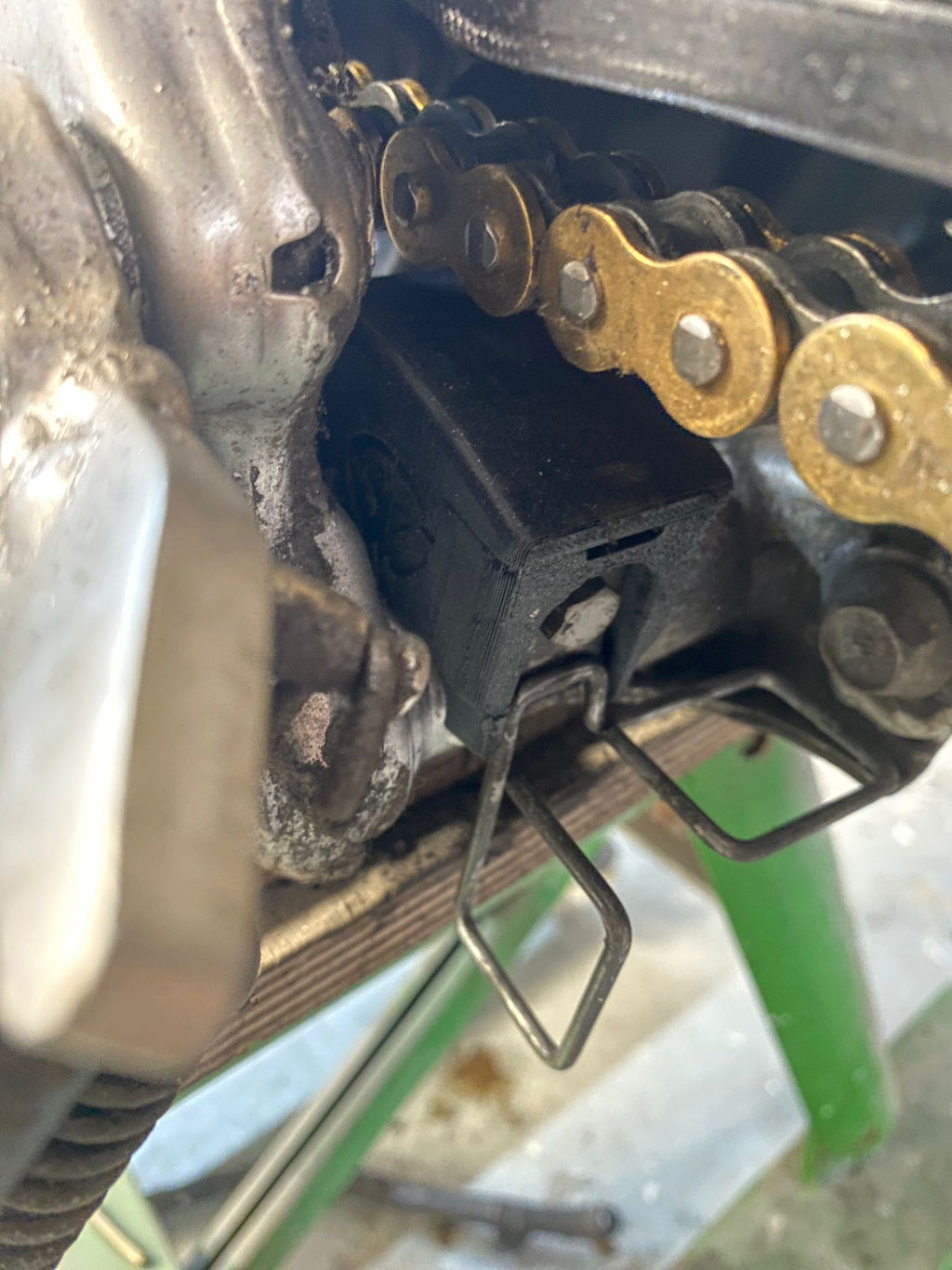 Honda Transalp 600 ’87–’99 – Set Cursore Catena e Guida Catena