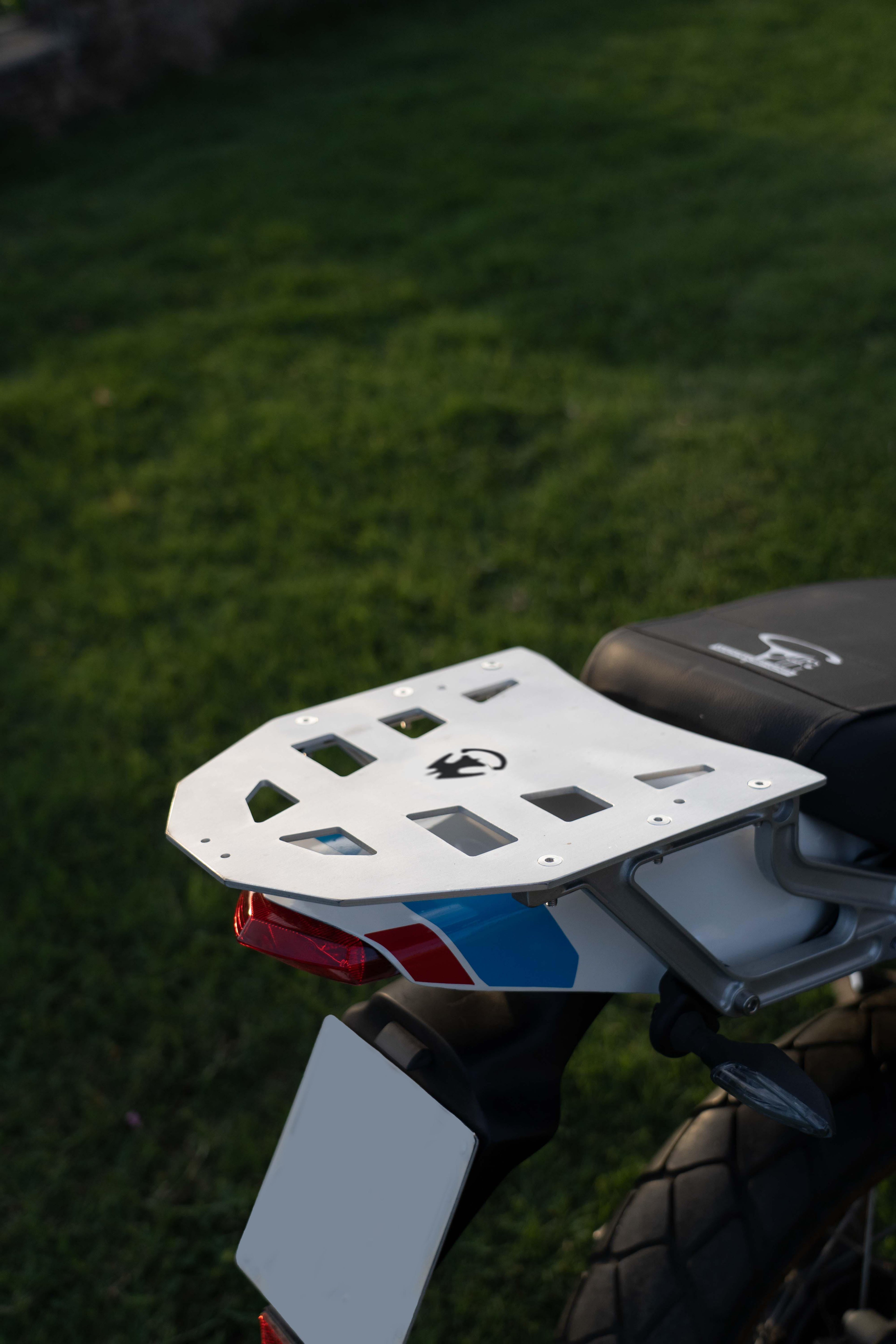 Honda Transalp XL 600 V ’87–’99 – Piastra portapacchi Slim