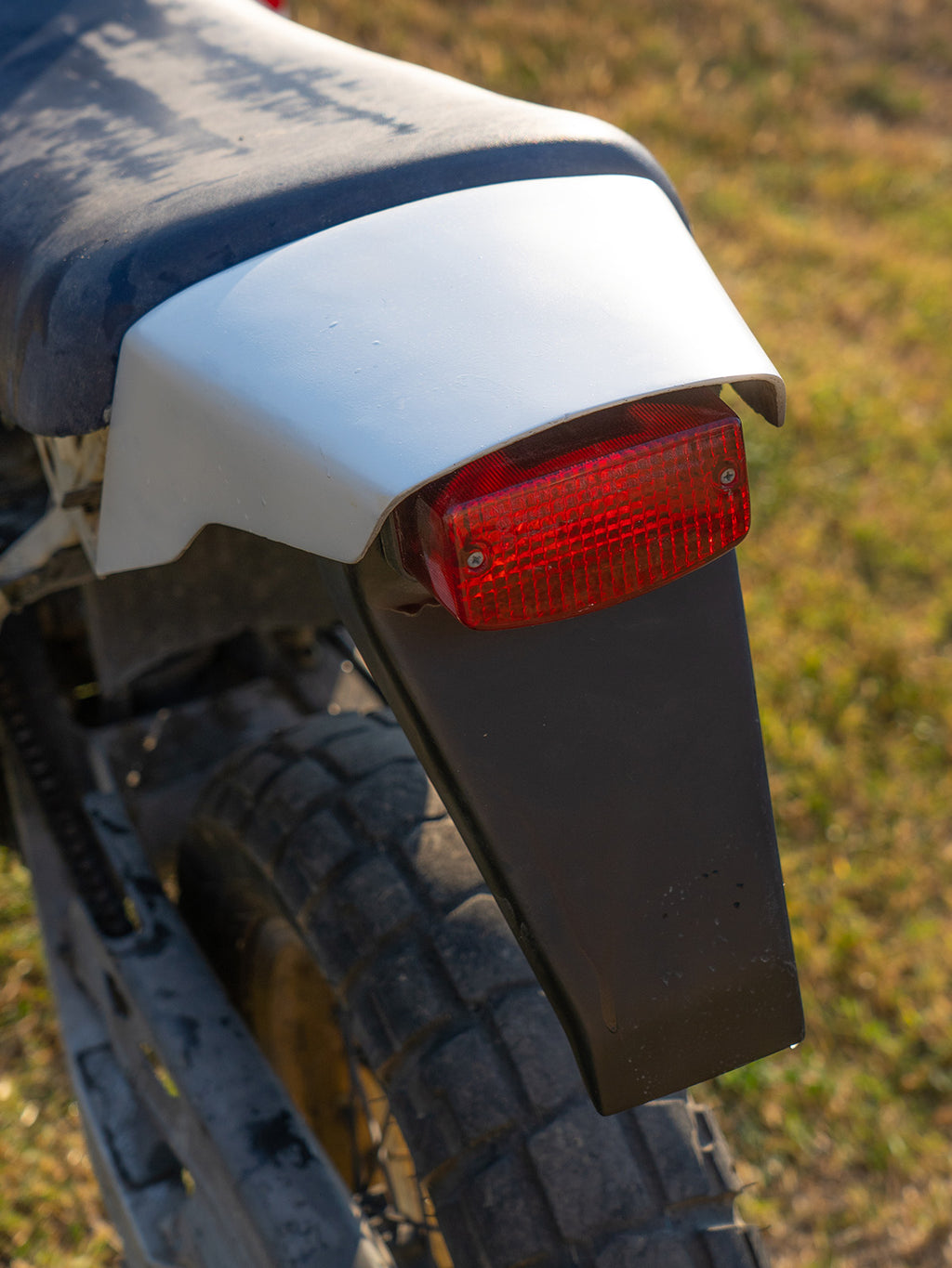 Honda Africa Twin RD03/RD04 ’88–’92 – codino posteriore